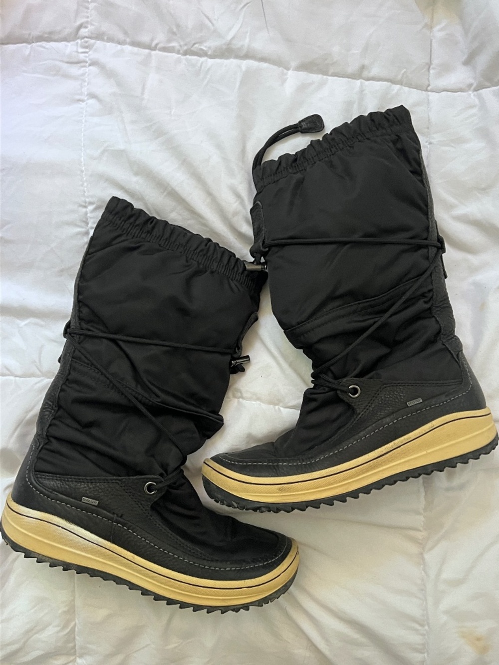 ECCO Trace Boots